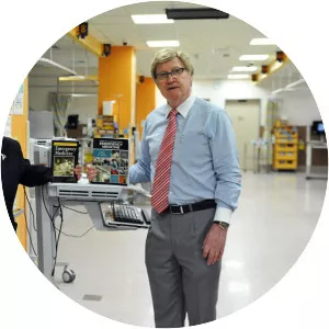 Shirley Ooi - Author