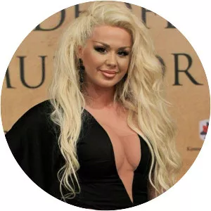 Shkenda Dubova - Musical artist