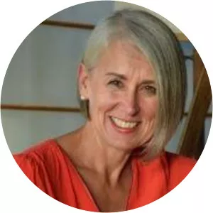 Shona Innes - Author