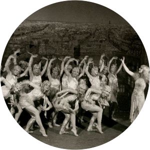 Show Girl photograph