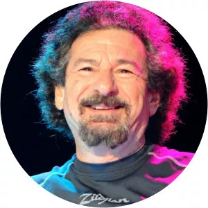 Sib Hashian - American musician