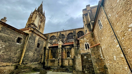 Side patio of the Oviedo Cathedral - Cathedral in Oviedo, Spain