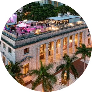 Sidney & Berne Davis Art Center