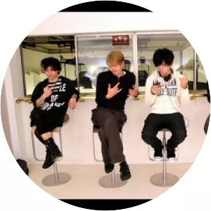 SILHOUETTE FROM THE SKYLIT