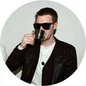 Silk 86 - Musical group