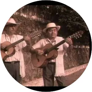 Silva y Villalba - Musical group