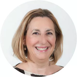 Silvia Valmaña Ochaíta