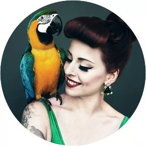 Silya & The Sailors - Musical group