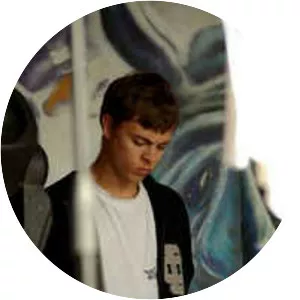 Sim Kares - Musical artist