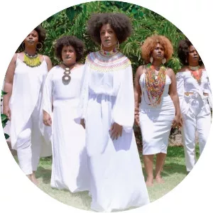 Simangavole - Musical group