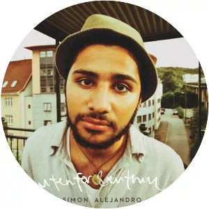 Simon Alejandro - Musical artist