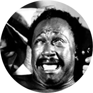 Simon Chuckster - Actor