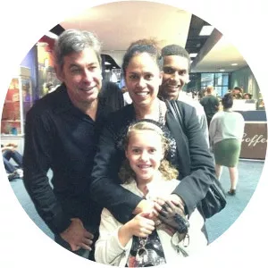 Simon Deutrom photograph