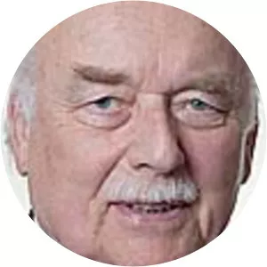 Simon Mackay, Baron Tanlaw