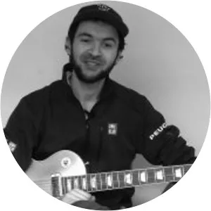 Simon Pratt - Author