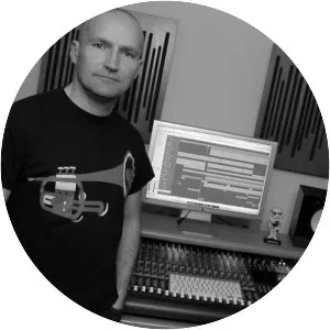 Simon Sinfield - Musical artist