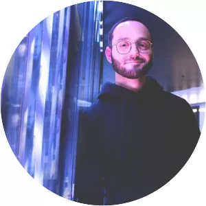 Simon Sizer - Musical artist