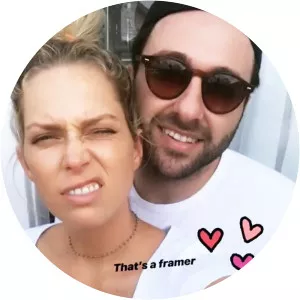 Simon Tikhman - Businessman ‧ Erin Foster's husband