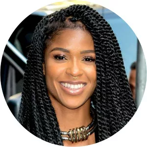 Simone Battle