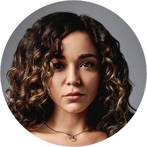 Simone Garland - TV character