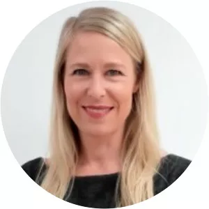 Simone Krummaker - Author