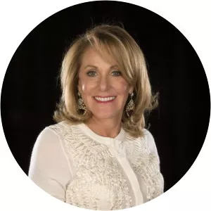 Simone Lutgert Gomez photograph