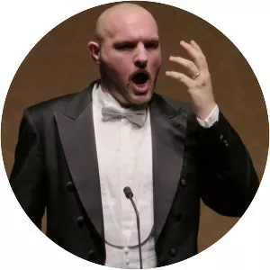 Simone Piazzola - Opera singer