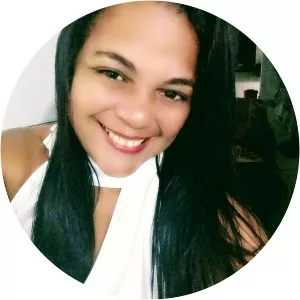 Simone Sobrinho photograph