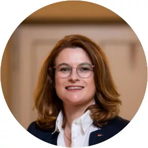 Simone Thiel - Politician