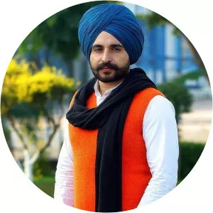 Simu Dhillon - Singer