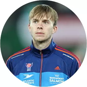 Símun Samuelsen - Football forward