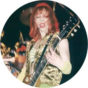 Sindi Benezra Valsamis - Musical artist