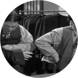 Sing a Song of Six Pants - 1947 ‧ Black and white/Short ‧ 45 mins