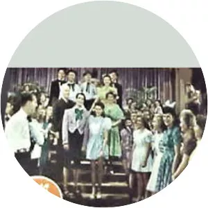 Sing, Neighbor, Sing - 1944 ‧ Romance/Musical ‧ 1h 10m