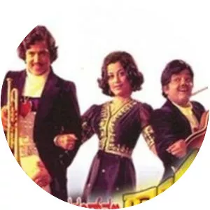 Singaporenalli Raja Kulla - 1978 ‧ Thriller/Drama ‧ 2h 33m