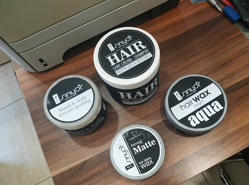 Sinyor Hairdresser - Hairdresser in Istanbul