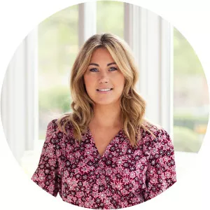 Siobhan Davis - Author