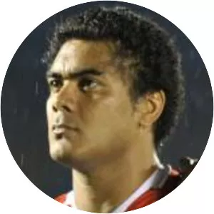 Sione Vatuvei