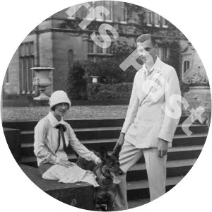 Sir Robert Peel, 5th Baronet photograph