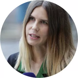 Sirin Hellvin Stav - Politician