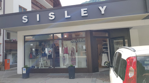 Sisley - Eberl Karla KG - Dress store in Mayrhofen, Austria