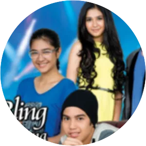 Siti Bling-Bling Mengejar Cinta Pertama - TV program