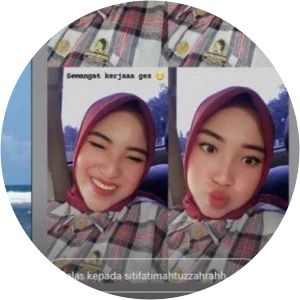 Siti Fatimah Tuzzahrah photograph