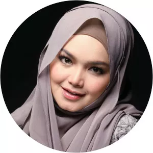 Siti Nurhaliza - Malaysian singer