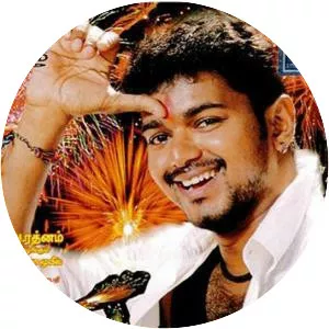 Sivakasi - 2005 ‧ Dram/Aksiyon ‧ 3 saat