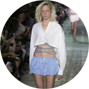 Sixteen Jones photograph