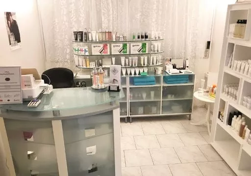 Skinesse - Beauty salon in the Central Sundbyberg, Sweden