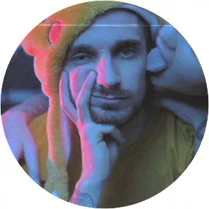 Skioffi - Musical artist