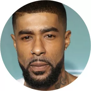 Skyh Alvester Black photograph