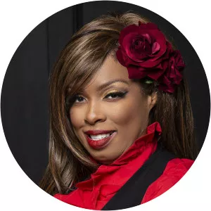 Skylar Rogers - Singer